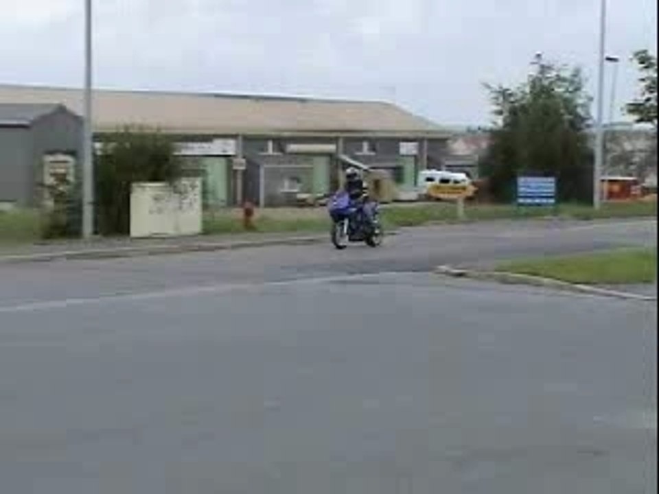 Wheeling en suzuki sv650s