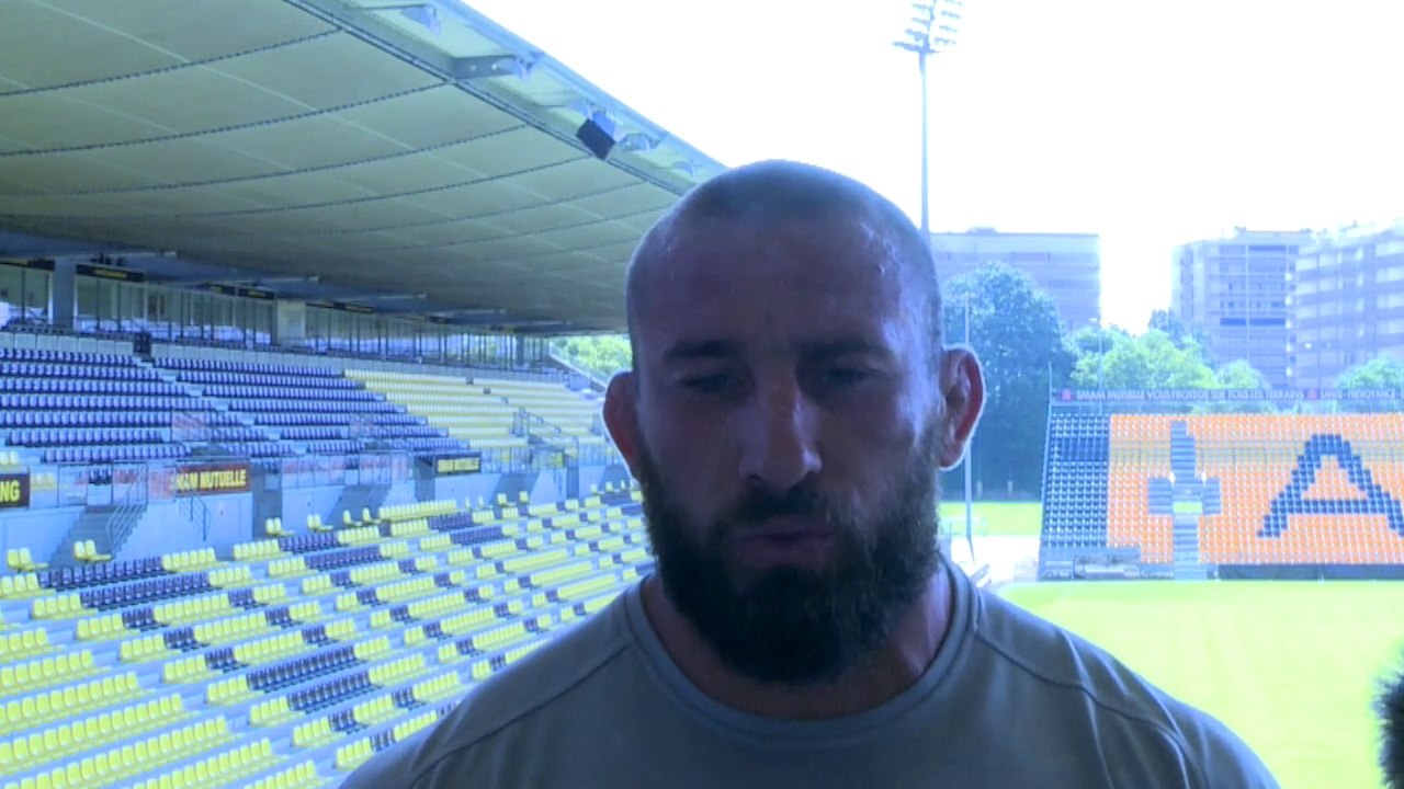 Flash Stade Rochelais : D. Roumieu avec le XV mondial