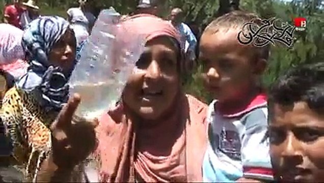 فضيحة كبيرة في ولاية باجة : ناس تتعارك على الماء وبجانبها 3 من أكبر السدود في تونس عباد ماتت ملعطش