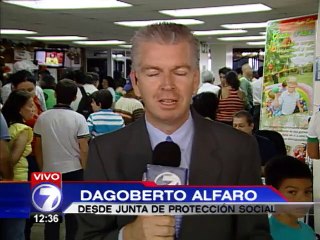 Ganadores del Gordo Navideño prefieren cambiar premios en bancos