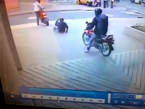 Super scooter jump fail lol