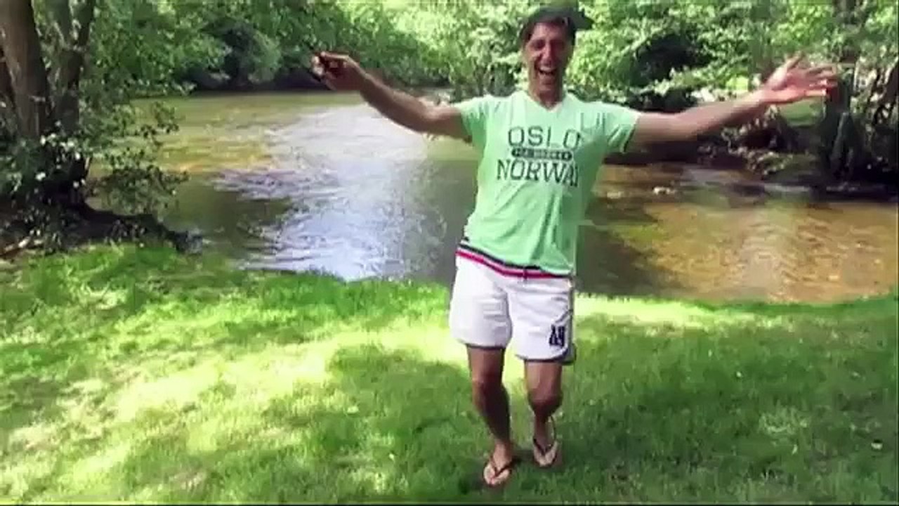 Gad Elmaleh & LiMa Project Danse de la joie (Lalala) - Clip Officiel