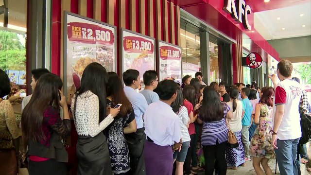 Myanmar KFC fans queue for hours for first taste of US fast food