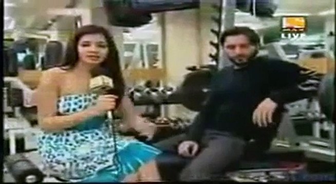 Most Vulgar Interview of Indian Anchor With Shahid Afridi