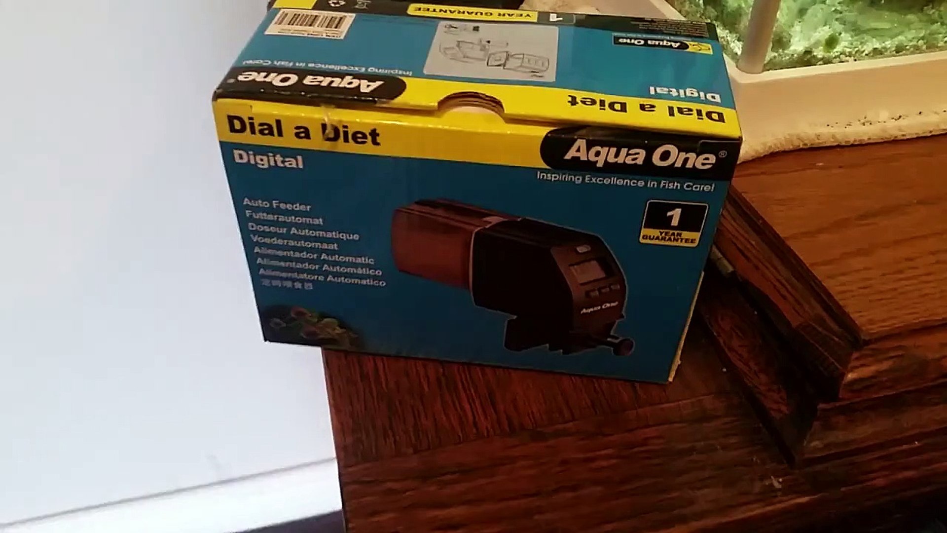 Aqua One Digital Automatic Fish Feeder video Dailymotion