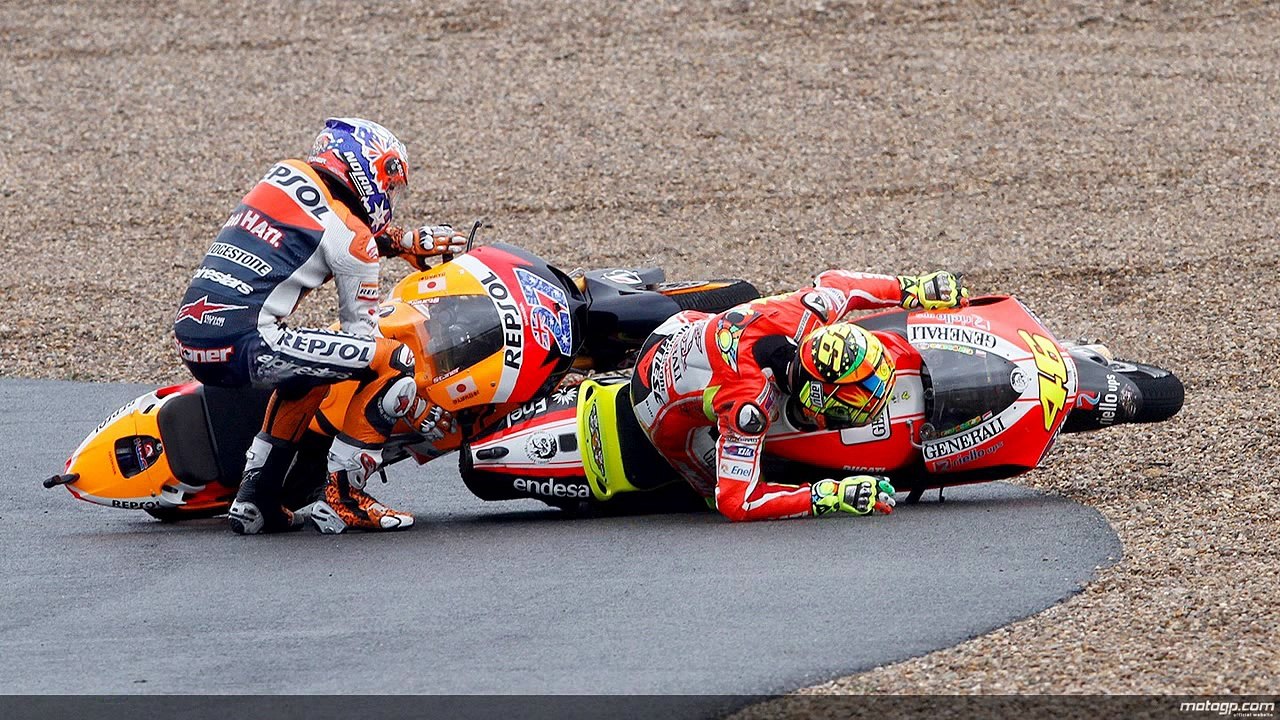Rossi power slide victory jerez (motorbike drift)
