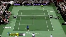 Incredibile Federer doppio colpo sotto le gambe