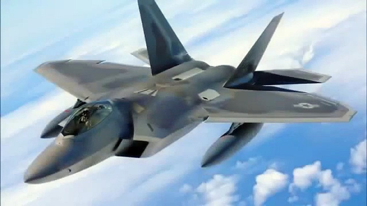 French Fighter Rafale vs F 22 Raptor