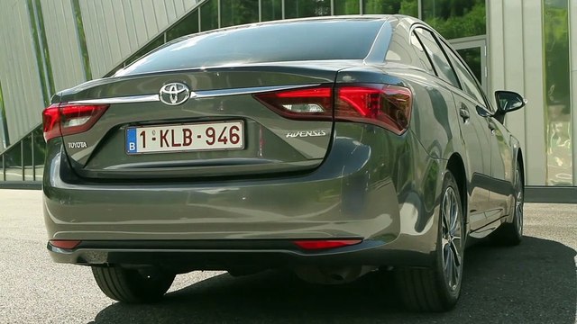 Une Toyota Avensis aux lignes plus dynamiques