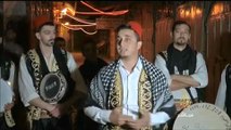 فرقة زفاف فلسطينية تقوم بدور 