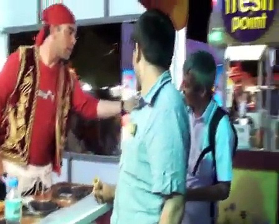 Maras Dondurma / Eismann mit Eis aus Maras / Iceman