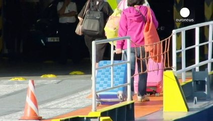 Οι τουρίστες ψηφίζουν Ελλάδα παρά τις κρίσιμες μέρες