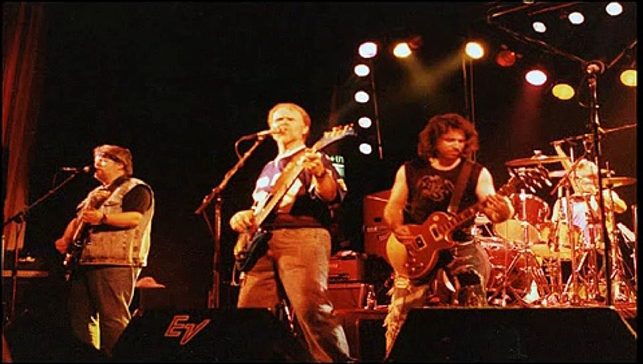 Bachman-Turner Overdrive - Roll On Down The Highway