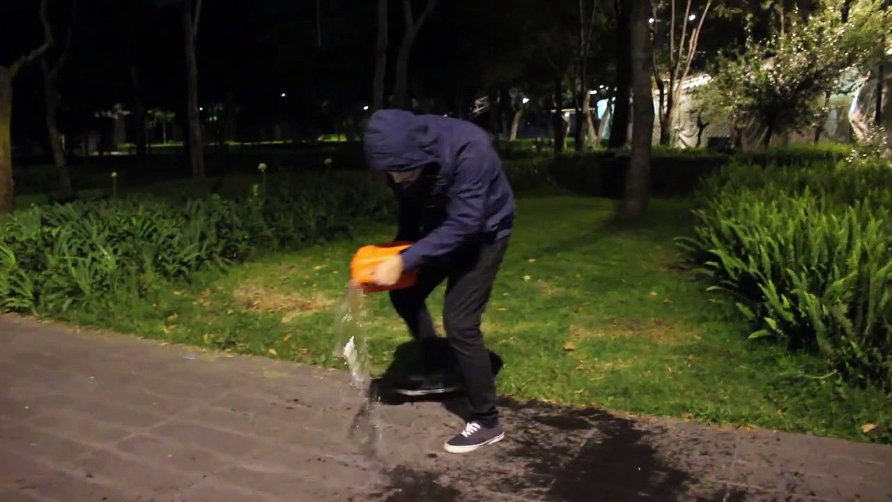 Asesinos Dementes La Mejor Broma de Terror | Bromas pesadas en la Calle | SKabeche Platica Polinesia