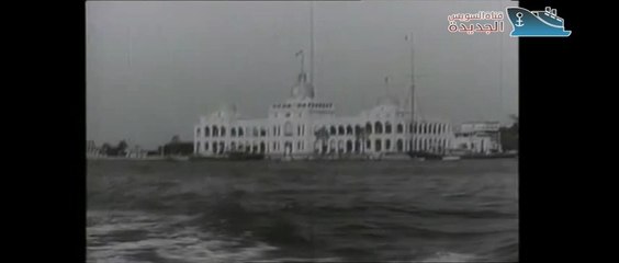 Nouveau canal de Suez: Le défi la volonté du peuple et de la décision du président Sisi 2014- 2015