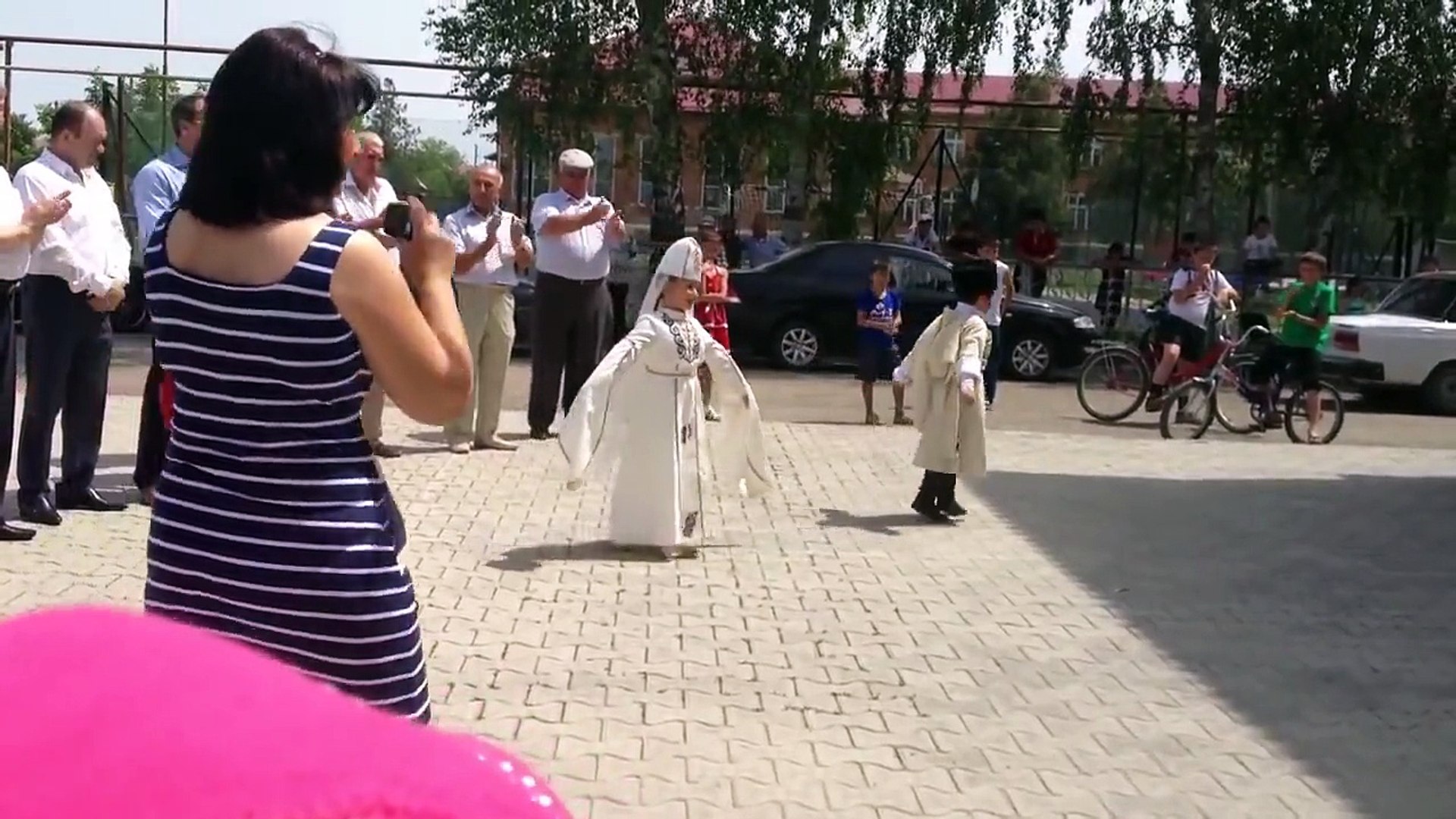 Circassian children dance