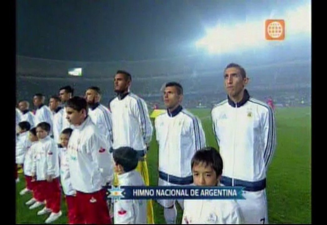 Argentina vs. Paraguay: albicelestes enmudecidos antes pifias chilenas de su himno