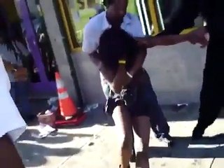Black Girl gets what she deserves K.O'd