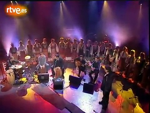 Enrique Morente Aunque es de noche Voces Búlgaras Tangos
