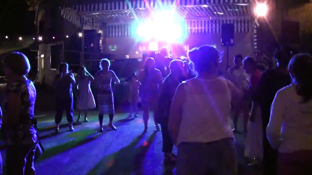 dj brice, discomobile, disc jockey, dj 31, toutes animations dansantes, karaoké, bals publics, mariages,