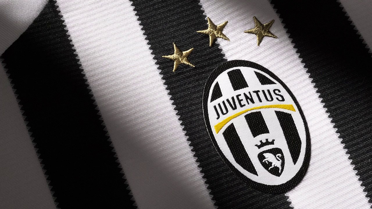 Les nouveaux maillots de la Juventus !