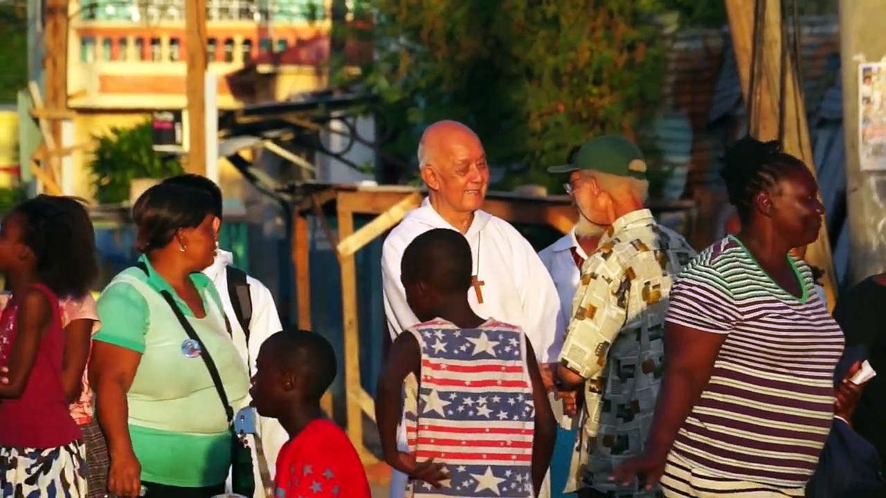 RISE UP - Tarrus Riley ft Shaggy Ft Sly & Robbie ( Father Ho Lung & Friends 2015 )