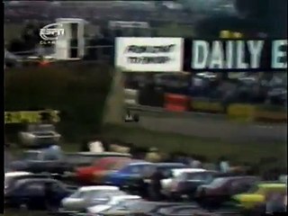 (4) 1973 F1 British Grand Prix mid race