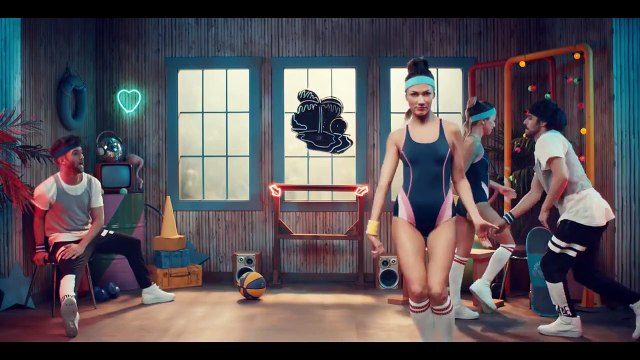 EBRU YAŞAR FT. TAN - CUMARTESİ