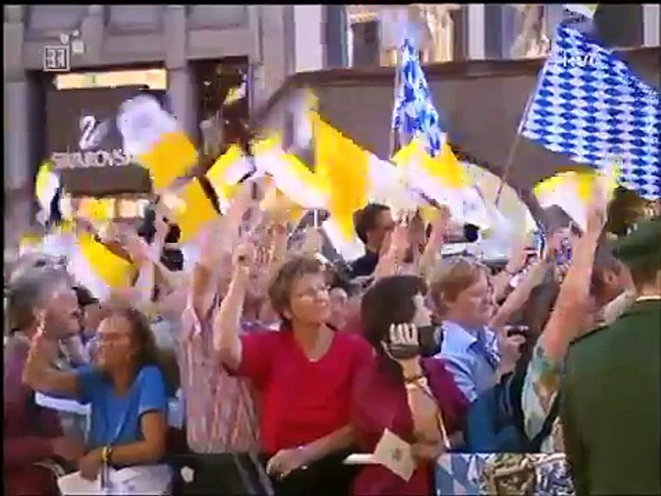 Bayernhymne (mit Text) Papst Benedikt, München / Bavarian National Anthem (subtitles) Pope Benedict