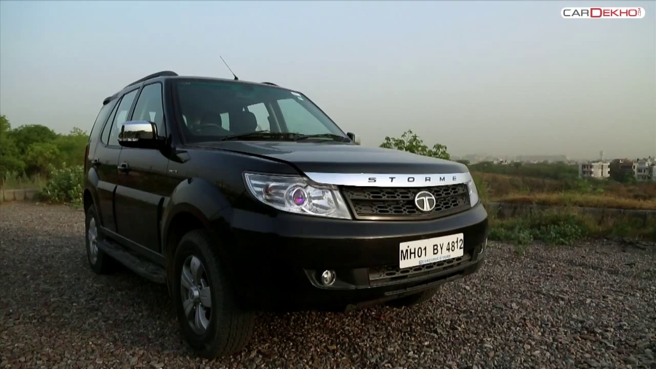 How to Open the Bonnet of 2015 Tata Safari Storme - CarDekho.com