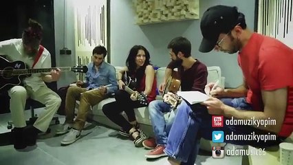 Gizem Berk - Geçmişe Küskünüm