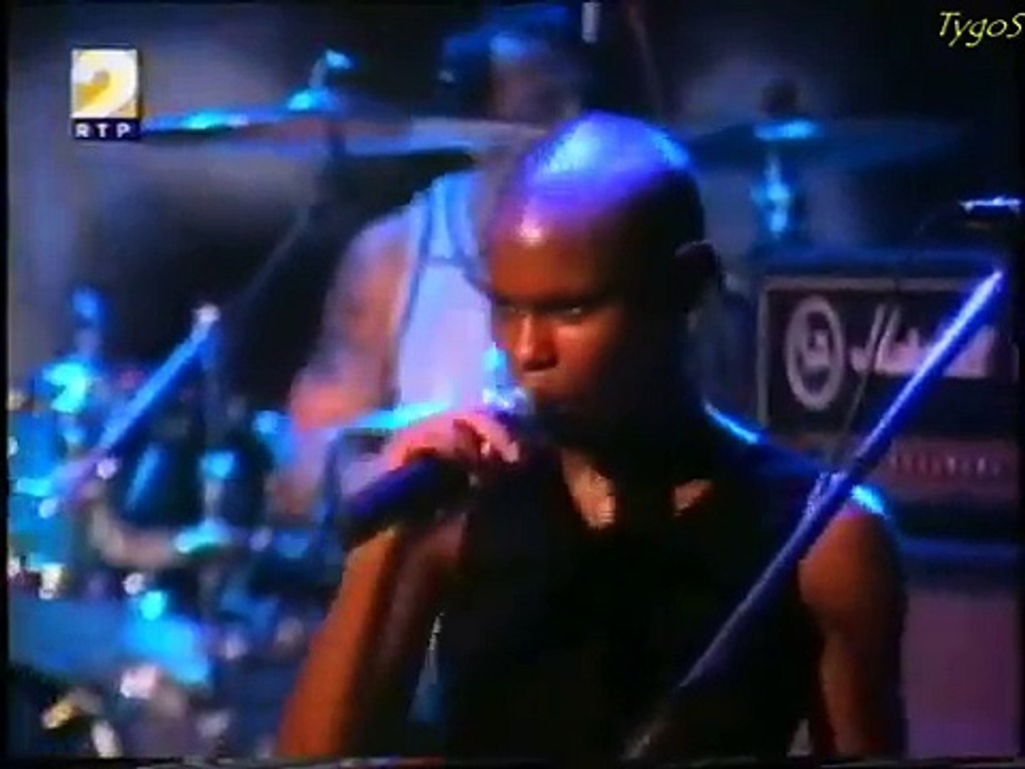 Skunk Anansie - Twisted (Everyday Hurts) - LIVE Portugal