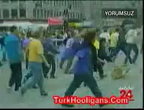 Galatasaray-Arsenal (HOOLIGANS FIGHTS)