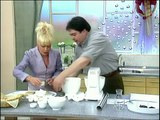 Faustão fazendo poop de pão na cozinha de Ana Maria Braga