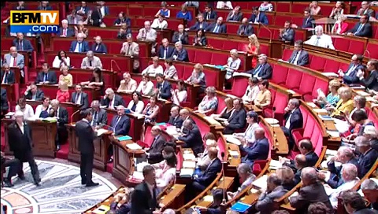 Grèce : Valls recadre violemment Sarkozy