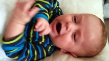Lionel talking 4 months baby /Lionel pratar 4 månader bebis