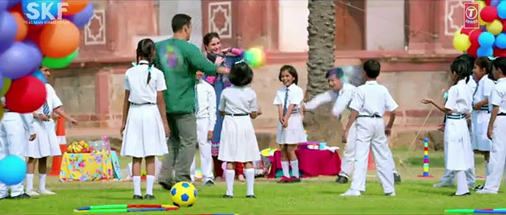 Tu Chahiye - Bajrangi Bhaijaan 2015 -http://www.dailymotion.com/wa-qas-akhtar