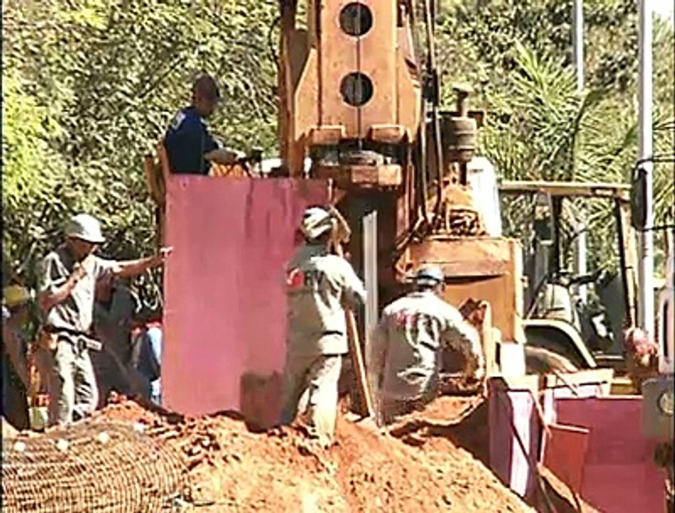Obras no eixo
