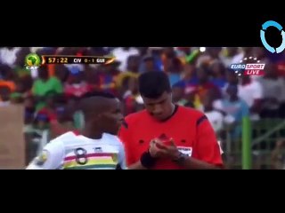 Top 5 Amazing Crazy Red Cards - Amazing Football