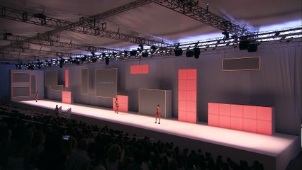 Desfilada Guillermina Baeza ss16 juny 2015