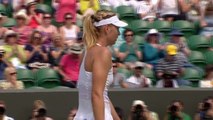 Maria Sharapova blows kisses to the crowd