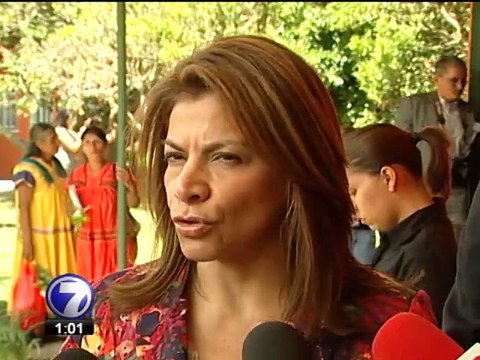 Presidenta Chinchilla celebra Día de la Mujer con líderes indígenas