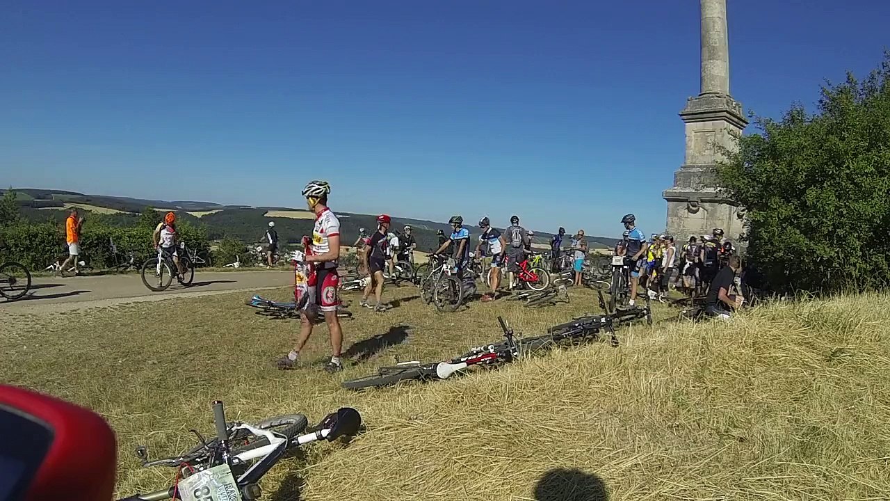 2015 - 06 LCO WE VTT - Raid des Cadoles - 13 premier ravito - le bonheur