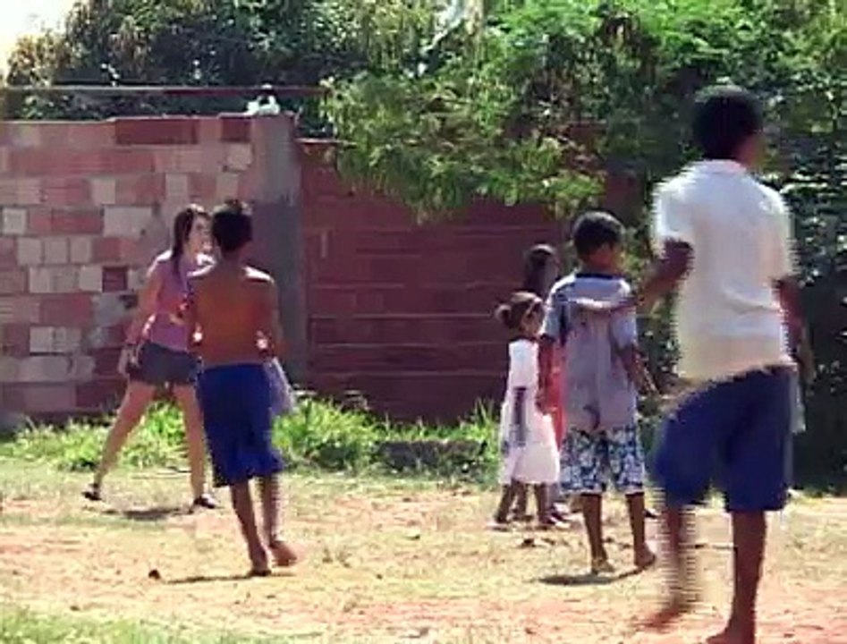 Projeto universitários vão à escola