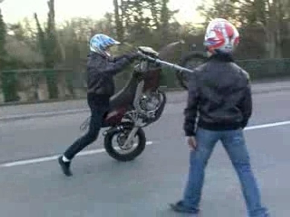 Wheel sam a pied