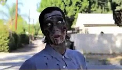 Zombie in GANGNAM Style      eeee