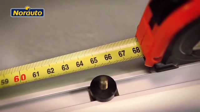 Porte-skis sur barres de toit NORAUTO ALASKA 600 disponible sur norauto.fr