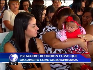Más de 200 mujeres recibieron curso para formarlas como microempresarias