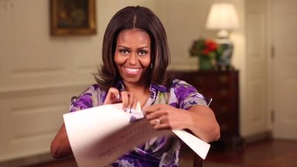 Michelle Obama tears up White House photo ban