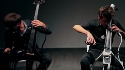 2CELLOS - Thunderstruck [LIVE]
